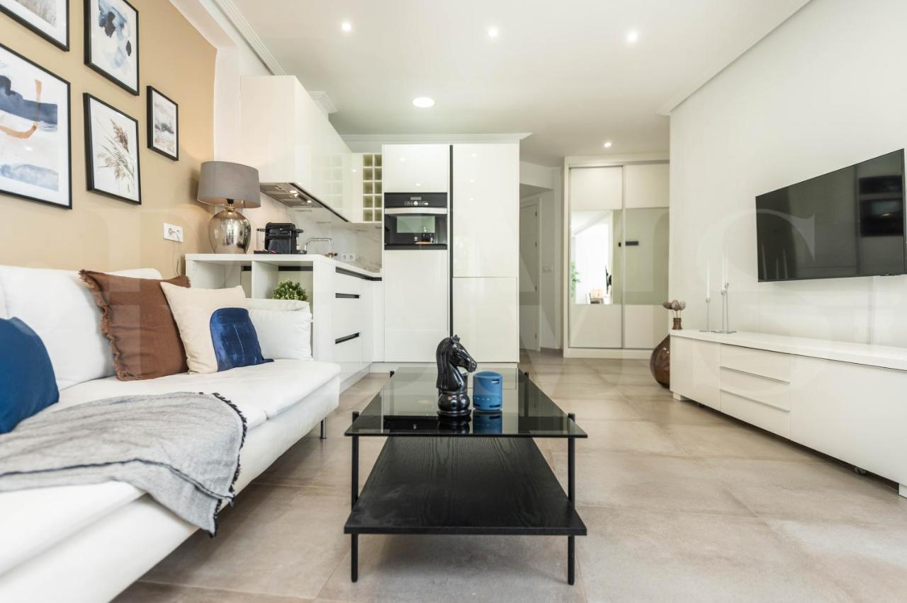 Serene & Spacious Apartment - Center By Rems Malaga Luaran gambar